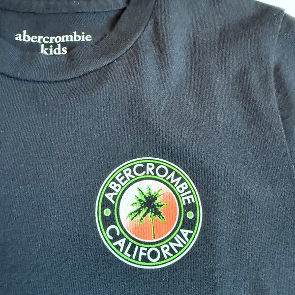 Abercrombie Kids Black Graphic Crewneck T-Shirt Bundle 7/8 - Picture 10 of 12